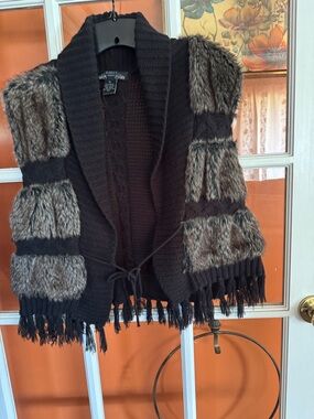 Kensie Black Knit Vest with Brown Faux Fur Panels